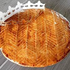 Vous Avez Trouve Votre Roi Ou Bien Vous N Avez Pas Encore Deguste La Galette Repost Olabodesgateaux Une Nouvelle Galette A Partager Sudouest Food Bread