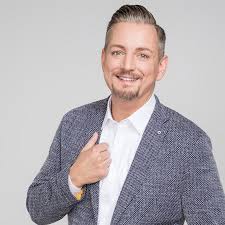 Moderatorin valeska spickenbom tv moderatorin u a qvc deutschland und buchautorin moderatorinnen fur. Qvc Moderatoren Qvc De