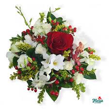 De Sfintele Sarbatori De Paste Daruieste Un Cos Cu Bunatati Alege Cosuletul Hristos A Inviat Si Trimite L Impreuna Cu Un Mesaj F Floral Wreath Floral Wreaths