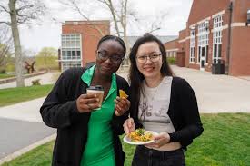 Thank you to Nando Jaramillo, founder of the Moon and Stars Arepa Project,  for visiting campus this week. Students in Ms. Catherine Rodero  Scholhamer's and Ms. Amy Dorrien Traisci's Spanish classes had