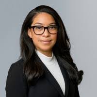 Jennifer Roca's Instagram, Twitter & Facebook