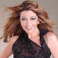 بدأت مشوارها الفنّي في العاشرة من عمرها حيث شاركت في برنامج للمواهب بالتلفزيون. Samira Saeed Ø³Ù…ÙŠØ±Ø© Ø³Ø¹ÙŠØ¯ Youtube