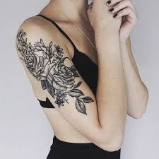 25 Floral Tattoos That Are Pretty Perfect Tattoos Black Rose Tattoos Beautiful Flower Tattoos