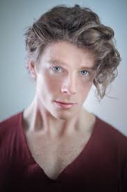 Stuart Mackey's Instagram, Twitter & Facebook