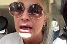 Sandra Rešić bez gaćica