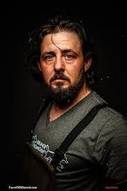 Eric Carrara's Instagram, Twitter & Facebook