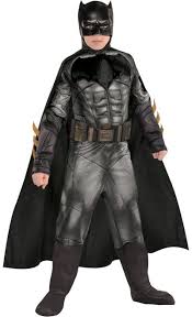 The studio wanted a lighter tone with more humor, so they took the opportunity to hire joss whedon, who wrote 80 new script pages and conduct several months of reshoots. Boys Batman Muscle Costume Justice League Party City