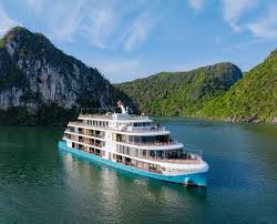 Capella Cruise | Hanoi