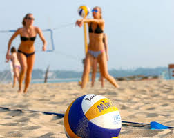 Als athletensprecherin sieht sie die probleme und die unsicherheiten ihrer kollegen und kolleginnen im vorfeld der spiele in tokio. Beach Surf Sri Lanka Beachzeit Beachvolleyball Camps