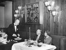 Photo Chicago Ambassador West Hotel The Buttery Restaurant 1965 Chicago Photos Chicago Photo