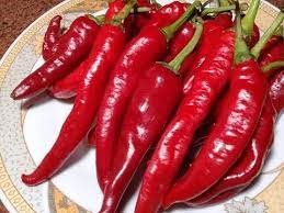 هريسة الشطة الحمرا او دبس الفلفل الحار بطريقة جديدة عمرها ماهتبوظ منك تاني والطعم والريحة تحفة youtube stuffed peppers food vegetables