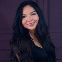 Amber Yazzie's Instagram, Twitter & Facebook