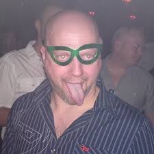 Hi anyone know of anywhere in Banbury that could fix a PS5 ? Issue is  constant over heating even when not been used ? Tia