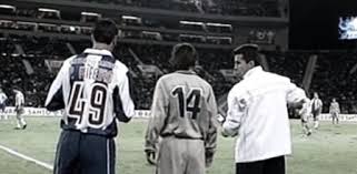 Falta más de un mes para la definición y el rival será levante o athletic bilbao. 15 Anos Del Dia Que Messi Debuto Con El Barca Con El 14 De Cruyff