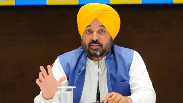पंजाब चुनाव 2027: आम आदमी पार्टी कल जारी करेगी उम्मीदवारों की पहली लिस्ट पंजाब विधानसभा चुनाव 2027 की तैयारियों में आम आदमी पार्टी जुट गई है. इस ...