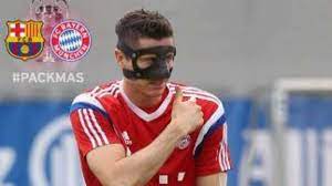 Hallo und herzlich willkommen auf unserer seite. Robert Lewandowski Mit Maske Zuruck Im Fc Bayern Training Fc Bayern