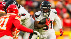 Eagles add RB Dameon Pierce on a one-year deal to boost backfield