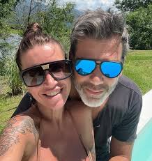 Tras ser operado de urgencia, el marido de Flor Peña reapareció en las  redes con un tierno mensaje