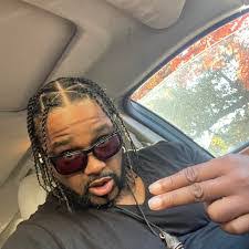 Antonio Grubbs's Instagram, Twitter & Facebook