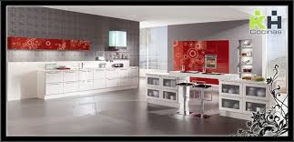 Las más novedosas fotos de cocinas modernas ✅ en nuestra galería podrás descubrirlas ¡¡hecha un vistazo!! Cocinas De Lujo A Precios De Fabrica Cocinas De Lujo Cocinas Cocinas Modernas