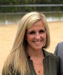 Brooke Behnke's Instagram, Twitter & Facebook