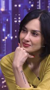 Awal Mula Amanda Dekat Dengan Sarah