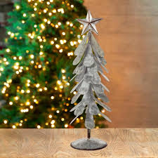 White light foliage lights green warm white metal tree christmas spruce tree holiday decor. Glitzhome 18 In H Galvanized Metal Christmas Table Tree Decor Gh1114004057 The Home Depot