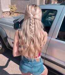 If you have black hair, your best hairstyles for greasy hair will be various ponytails (most often sleek or messy), low buns,. ðš™ðš'ðš—ðšðšŽðš›ðšŽðšœðš ðš•ðšŽðš—ðšœðšðšŽðš—ðšŽ Cute Hairstyles For Medium Hair Hair Styles Braids For Long Hair