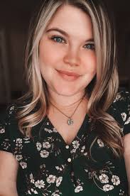 Let's welcome Leann Clinton to our community. She brings a wealth of  experience to our Team. After several years of not knowing what she wanted  to do and feeling stuck, she found