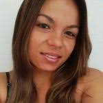 Aline Pratt's Instagram, Twitter & Facebook