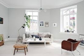 Feb 19, 2021 · if you are looking for a living room paint color that just going work in all sized spaces, all levels of natural light, a pale warm toned grey is the way to go. Light Grey Home With A Mix Of Old And New Coco Lapine Design Aesthetic Living Room Living Room Decor Light Grey Walls
