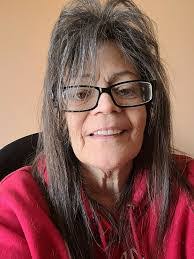 Cathy Hession's Instagram, Twitter & Facebook