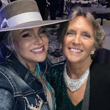 Sometimes dressing up, hugging the necks of good friends and watching  deserving people be awarded for their legacy is just what a soul needs!  Thank you to the Mustang Heritage Foundation for