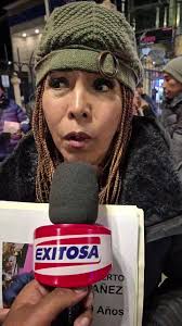 🔴🔵#ExitosaPuno Dan último adios a ex alcalde de Juliaca Luis Cáceres  Familiares, autoridades y amigos, rindieron homenaje póstumo al ex alcalde  de JULIACA y Arequipa, Luis Cáceres Velásquez, en reconocimiento a su