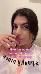 Lisa Maresca's Instagram, Twitter & Facebook