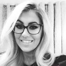 Lisa Elder (@elbe1211)