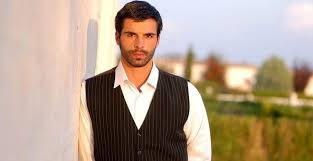 Murat (mehmet akif alakurt) sonunda dönmüştür. Mehmet Akif Alakurt Kimdir Maksatbilgi