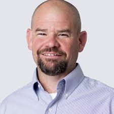 Alex Skender's Instagram, Twitter & Facebook