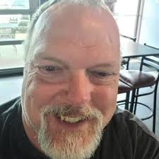 Harry Grubbs (@SkeeterDaRef)