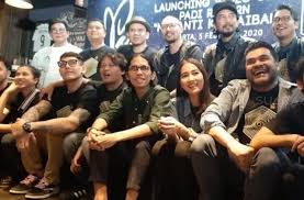 Maybe you would like to learn more about one of these? Menanti Keajaiban Film Kolaborasi Padi Reborn Dan Angga Dwimas Sasongko Matamata Com