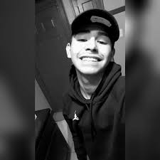 At the start of elementary school, students are 5 or 6 years old in kindergarten. Dakarai Turner On Twitter Who Killed Damien Santoyo A 14 Year Old 8th Grade Graduate Shot In The Head In Pilsen Overnight Police Have No Suspects Fox32news Https T Co Ik5gjbpnov