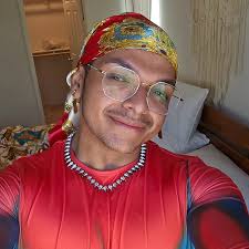 Tommy Thai Thach (Thatchet) (@tommythatchet) • Instagram photos and videos