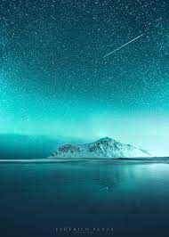 under the arctic sky frozen nights in lofoten おしゃれな壁紙背景 壁紙 星空