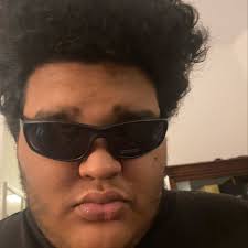 What is everyone's light level I started 8 days ago at 208 light hunter