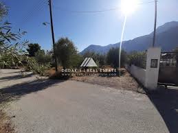 Ζημιές σε τρεις κατοικίες προκάλεσε η φωτιά στο σχίνο λουτρακίου. Oikopedo Sxinos Loytraki Akinhto D 4042 Mesitiko Grafeio Dedakhs Akinhta Se Loytraki Korin8ia