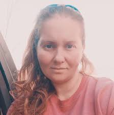 Overwhelmed by all the different types of vinyl? 🤔 Let's simplify it!  Comment "PROJECT" to finally understand which vinyl to use for which  project! #vinylprojects #silhouettecameoprojects