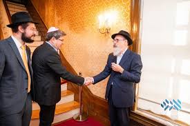 Israeli Consul General Finds Inspiration at 770, Rebbe's House