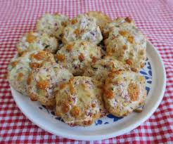 Biscuits Aperitif Aux Blancs D œufs Bresaola Fromage Et Graines De Courges Auxdelicesdemanue Biscuits Aperitifs Recettes De Cuisine Alimentation