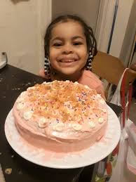 Chip cookie recipe 1 box strawberry cake mix (we prefer duncan hines brand, not pillsbury) 1/2 cup oil 1 egg 2 tablespoons. Me And Mini Made A Thing Today That Smile Is Worth It Just A Regular Duncan Hines Strawberry Cake With Strawberry Icing Had To Level The Bottom Layer Why Waste It