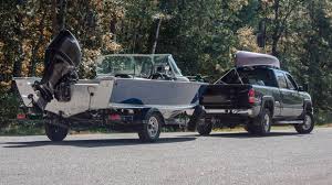 The tow capacity increases to 31210 lbs, with a properly outfitted truck and diesel engine. Top 7 Trucks For Towing Carmax